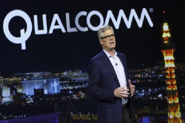 apple made deals with kovalakam  s ceo