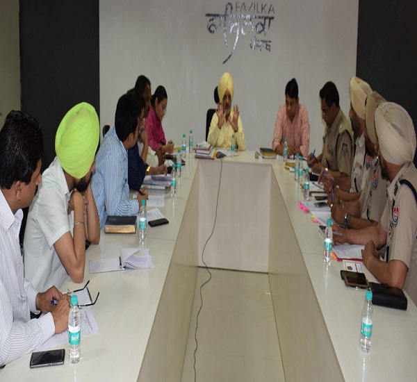 ਫਾਜ਼ਿਲਕਾ ਦੇ 723522 ਵੋਟਰ ਕਰਨਗੇ 22 ਉਮੀਦਵਾਰਾਂ ਦੀ ਕਿਸਮਤ ਦਾ ਫ਼ੈਸਲਾ