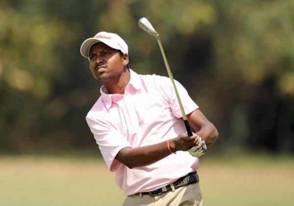 shankar das scored a shot lead of third 68th card