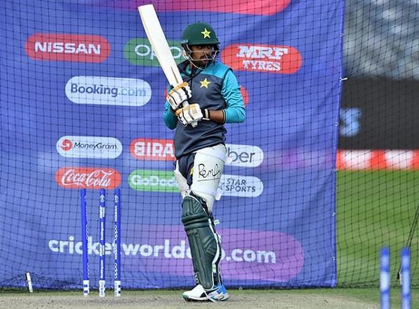 babar  watching kohli  s video is preparing to defeat india