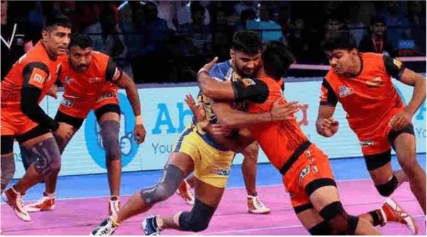 ipkl  delhi beat bangalore final