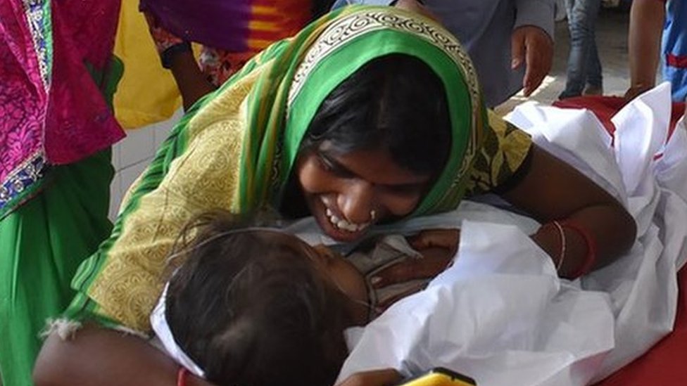 “ਮੁਜ਼ੱਫਰਪੁਰ ਦੇ ਹਸਪਤਾਨ ''''ਚ ਬਿਮਾਰ ਬੱਚੇ ਆ ਰਹੇ ਹਨ ਤੇ ਮਰ ਕੇ ਜਾ ਰਹੇ ਹਨ” - ਗਰਾਊਂਡ ਰਿਪੋਰਟ