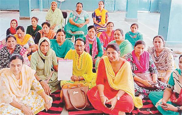 anganwadi workers