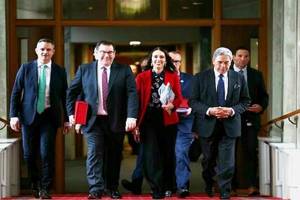 new zealand budget presented citizens pleasure