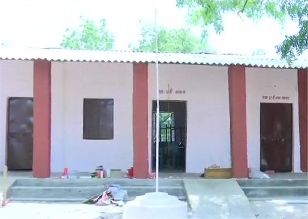naxalites schools chhattisgarh children