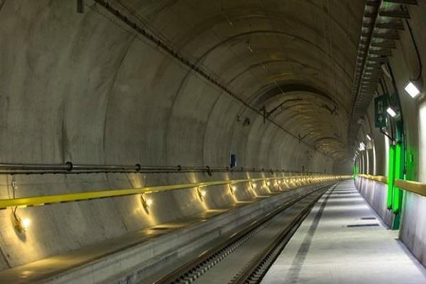china metro tunnel 5 dead