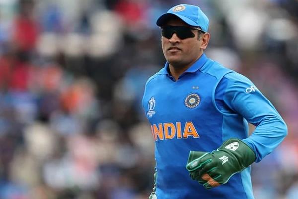 shoaib akhtar said ms dhoni is faster than a computer