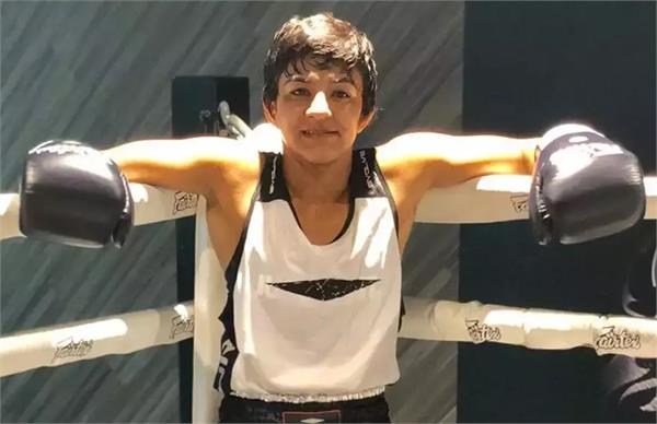 ritu phogat taking training in singapore