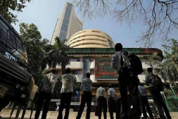 sensex recovers 490 points nifty 150 points up 