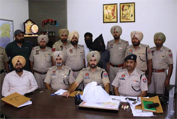 khanna police 2 arrest 