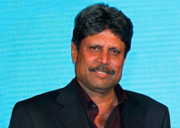 it  s wrong to criticize dhoni  kapil dev