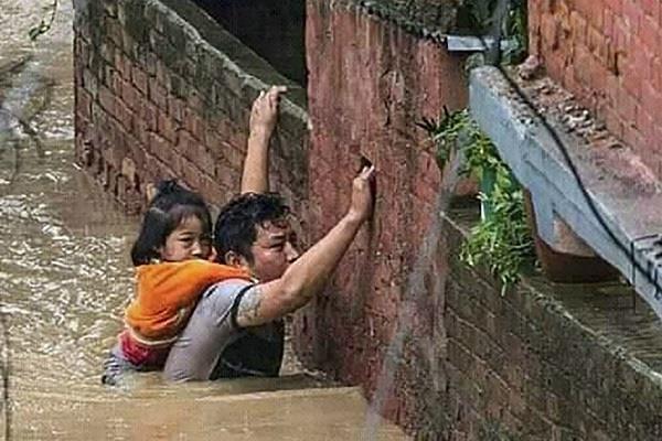 heavy rains lash nepal