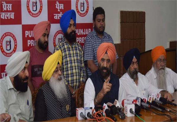 manjinder singh sirsa delhi sikh gurdwara management committee