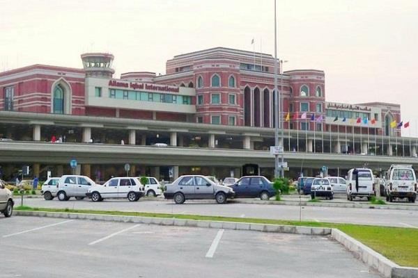 pakistan airport firing