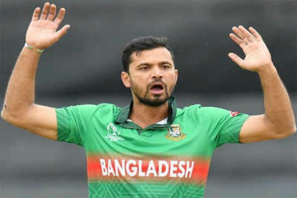 mashrafe mortaza  shakib al hasan