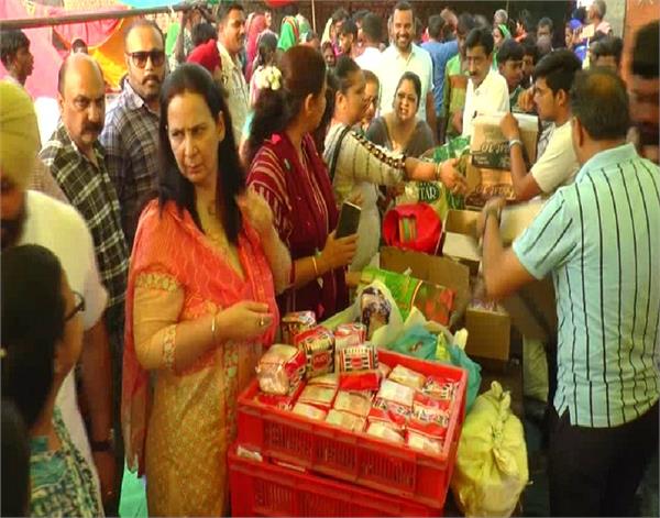 amritsar  navjot kaur sidhu  slum  big announcement