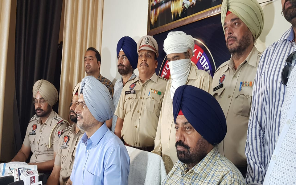 10 ਕਿੱਲੋ ਅਫੀਮ ਸਣੇ ਤਸਕਰ ਗ੍ਰਿਫਤਾਰ