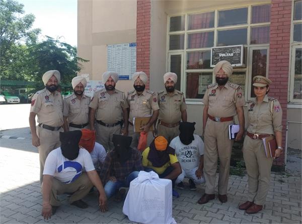 accused fake currency seized