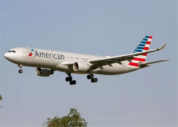 emergency landing due to dirty smells