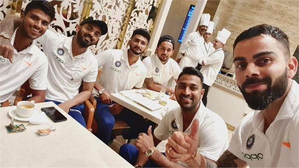photo by kohli shared on twitter  fans ask where is rohit 