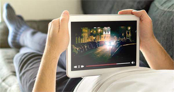 free video streaming on trains and railway stations soon