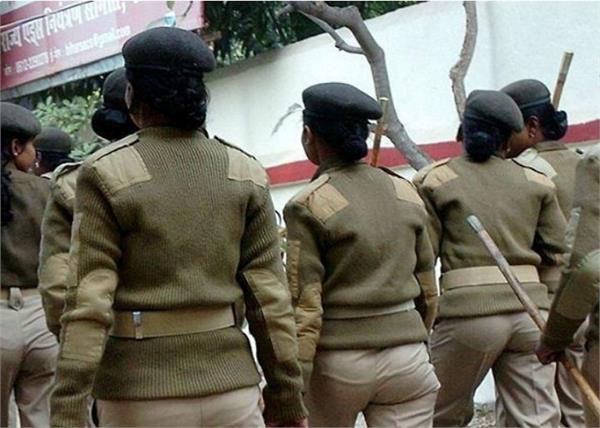 survey  50 percent  women police