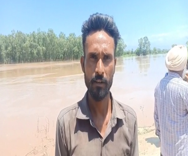 ਸਿਰਫ 6 ਇੰਚ ਦੀ ਦੂਰੀ ''ਤੇ ਹੈ ਮੋਗਾ ਜ਼ਿਲੇ ਦੀ ਤਬਾਹੀ