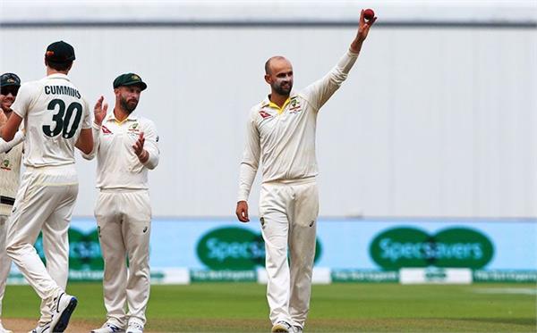 nathan lyon has equalled aus legend dennis lillee  s record of 355 test wickets