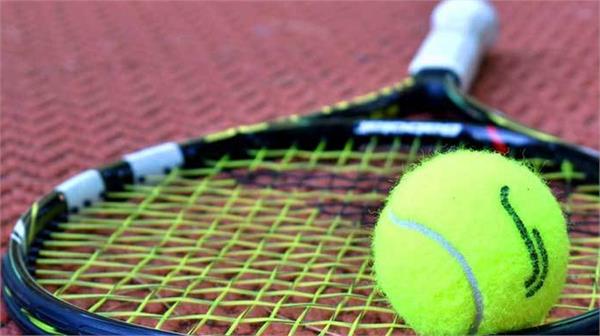 maiden under 14 title for 11 year old manshi