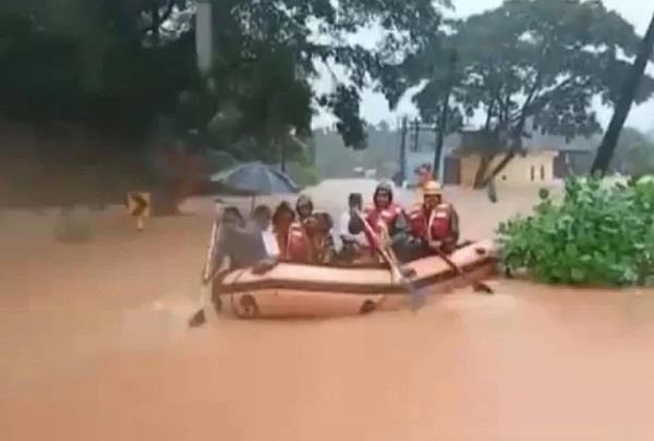 jjanardhana poojary rescued flood affected house