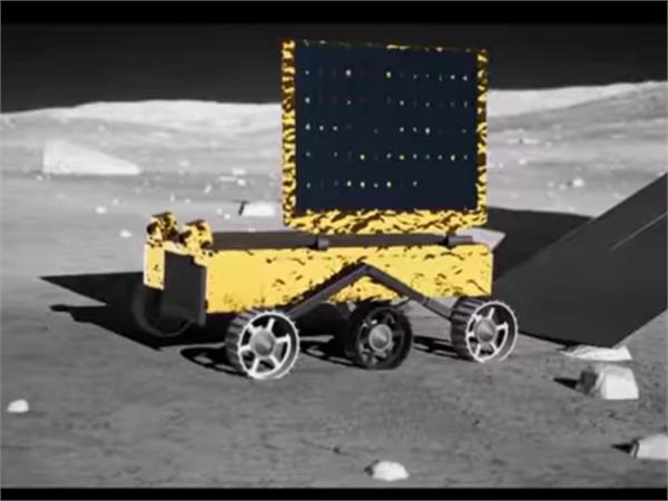 chandrayaan 2 will leave tricolor isro and ashoka chakra with its wheel