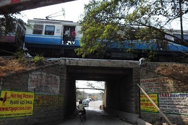 flyover or underpass at 2600 railway crossings