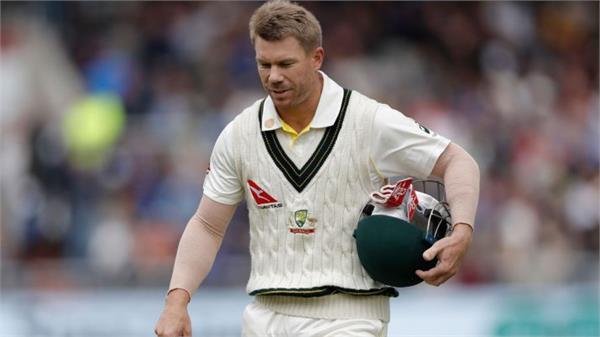 david warner s poor show continues in ashes test icc mocks him