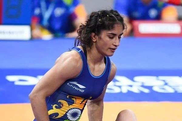 vinesh phogat qualifies for the 2020 olympics