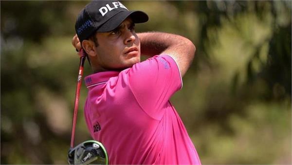 shubhkar slips but retains the edge of the pga tour card