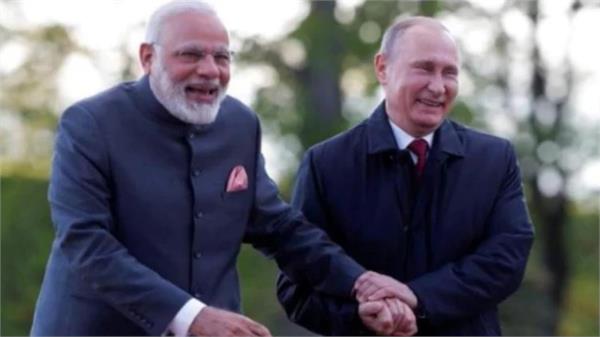 vladimir putin invites pm modi to visit moscow for 2020 victory day celebrations