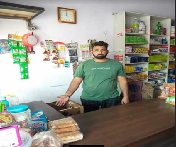 ਕਰਿਆਨੇ ਦੀ ਦੁਕਾਨ ''ਤੇ ਚੋਰਾਂ ਨੇ ਕੀਤਾ ਹੱਥ ਸਾਫ