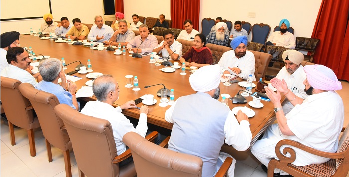 ਮੁੱਖ ਮੰਤਰੀ ਨੇ ਫੋਰਟਿਸ ਹਸਪਤਾਲ ਦੇ ਵਿਸਥਾਰ ''ਚ ਸਹਿਯੋਗ ਦਾ ਦਿੱਤਾ ਭਰੋਸਾ