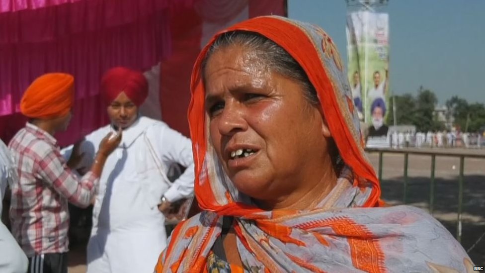 ਪੰਜਾਬ ਦੀਆਂ ਔਰਤਾਂ ਸੜਕਾਂ ''''ਤੇ ਉਤਰਨ ਨੂੰ ਕਿਉਂ ਹੋਈਆਂ ਮਜਬੂਰ