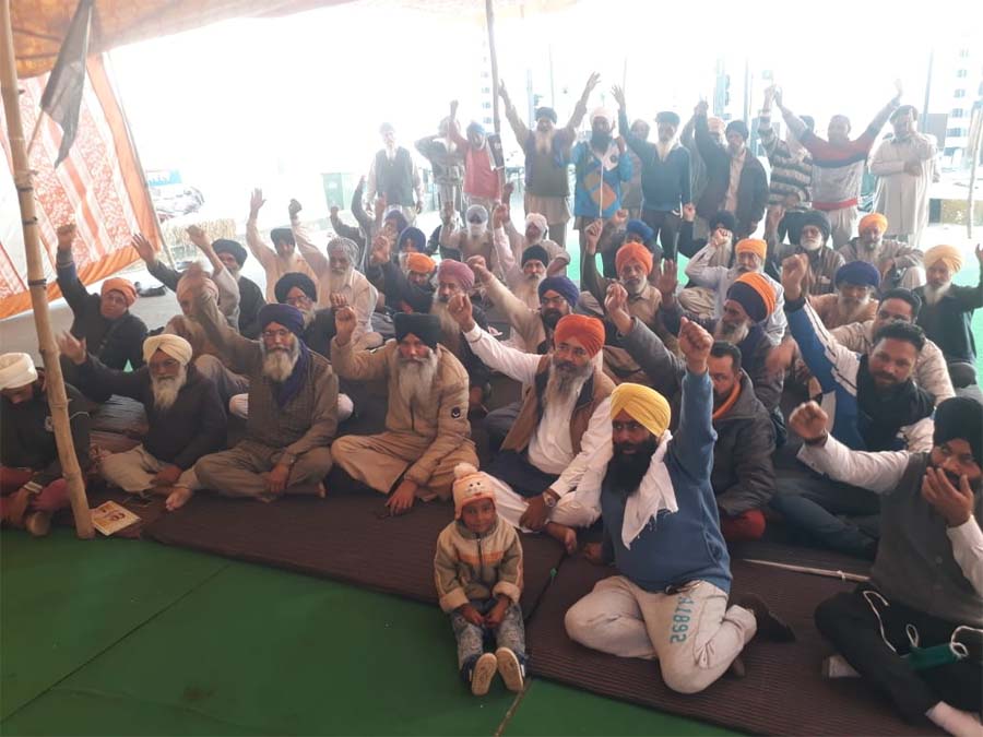 ਚੌਲਾਂਗ ਟੋਲ ਪਲਾਜ਼ਾ ਧਰਨੇ ਦੇ ਕਿਸਾਨਾਂ ਦਾ ਜੱਥਾ ''ਦਿੱਲੀ ਅੰਦੋਲਨ'' ਲਈ ਹੋਇਆ ਰਵਾਨਾ