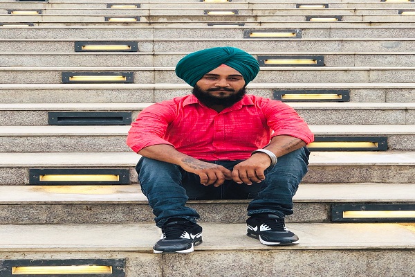 ਸਿਆਸਤ ਦੇ ਡੰਗੇ ਹੋਏ ਹੋ ਗਏ ਵੱਖ ਜੋ...