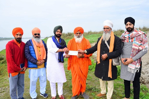 ਇਟਲੀ ਦੀਆਂ ਸੰਗਤਾਂ ਵੱਲੋ ਹੜ੍ਹ ਪ੍ਰਭਾਵਿਤ ਇਲਾਕਿਆਂ ਲਈ 4 ਲੱਖ ਰੁਪਏ ਦੀ ਮਦਦ