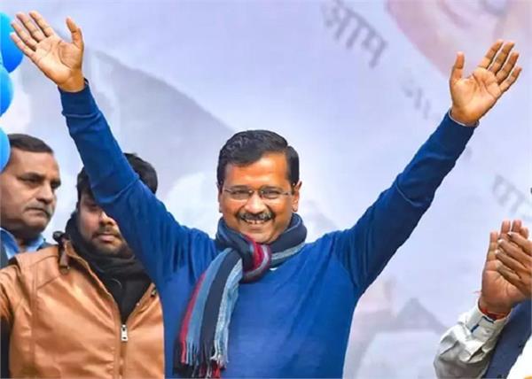kejriwal invites teachers for oath ceremony