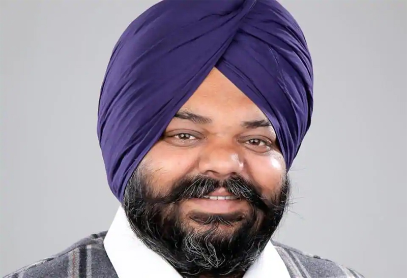 ਹਲਕਾ ਅਜਨਾਲਾ ''ਚ ਸ਼੍ਰੋਮਣੀ ਅਕਾਲੀ ਦਲ (ਬ) ਦੋ ਫਾੜ!