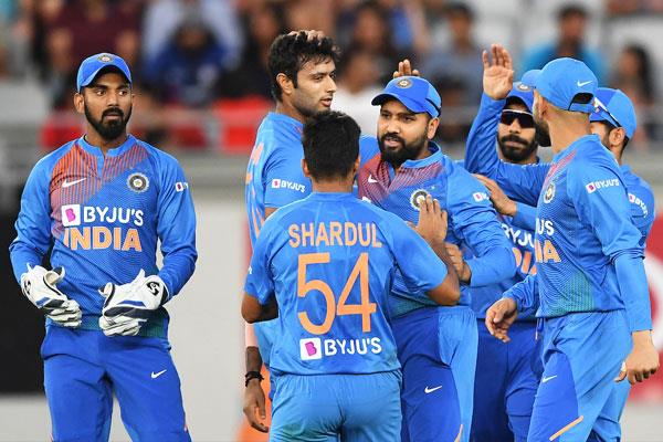 indian captain could replace virat kohli in the fifth match against new zealand