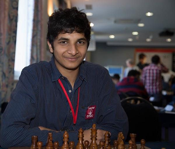 vidit gujrathi  prague chess  single lead