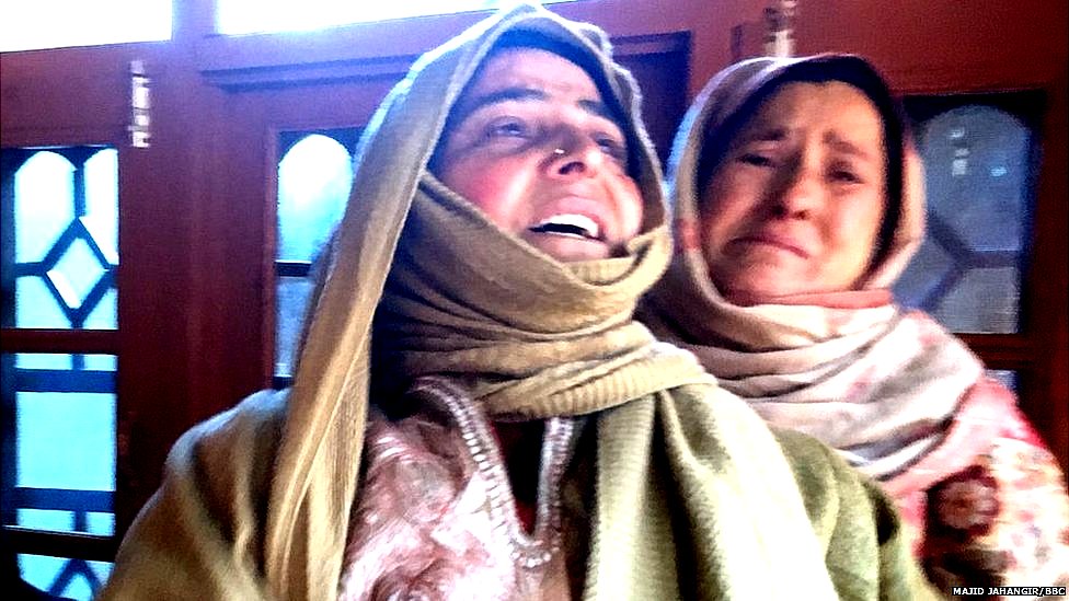 ਕਸ਼ਮੀਰੀ ਨੌਜਵਾਨ ਦੀ ਜੈਪੁਰ ਵਿੱਚ ਮੌਤ, ਕੀ ਕਹਿੰਦੇ ਹਨ ਪਰਿਵਾਰ ਅਤੇ ਪਿੰਡ ਵਾਲੇ? - ਗਰਾਊਂਡ ਰਿਪੋਰਟ