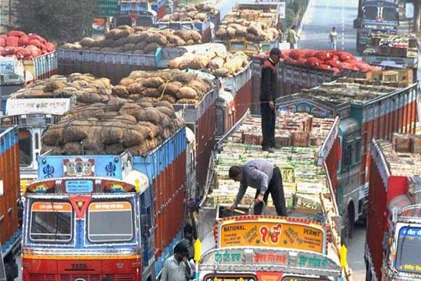 lockdown haryana stopped supply of vegetables fruits to delhi