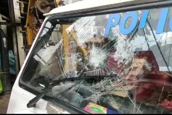 west bengal lockdown and police