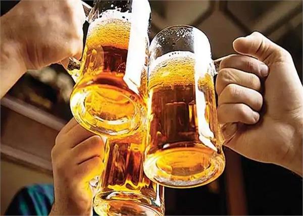 delhi government withdraws   special corona fee   on liquor